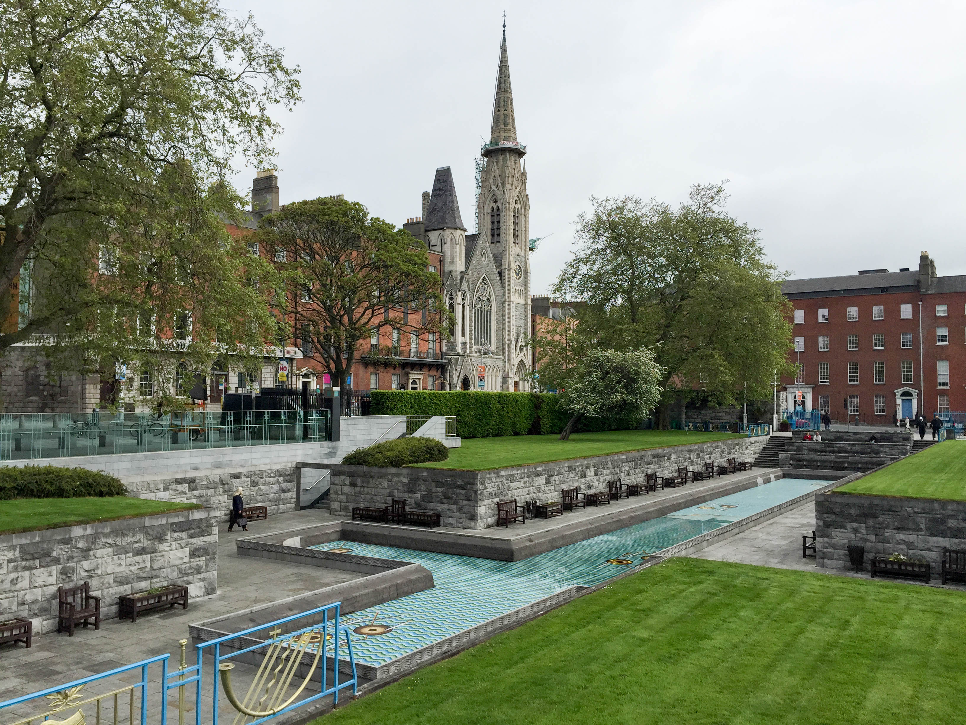 How To Make A Remembrance Garden