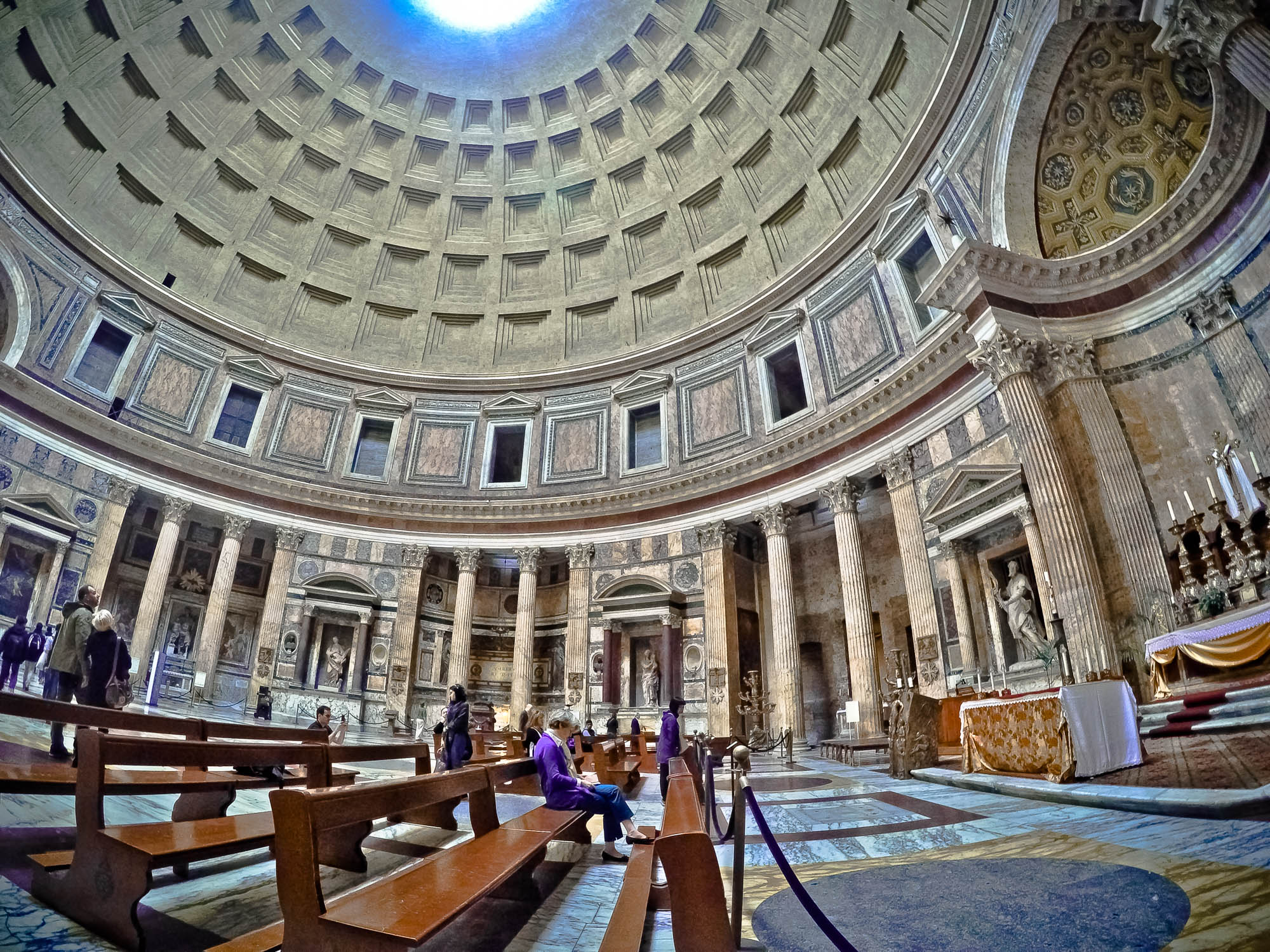 Пантеон в Риме интерьер